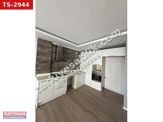 ALPARSLAN TÜRKEŞ METRO YOLU ÜZERİ SİTEDE ÇİFT BANYOLU GENİŞ 2+1
