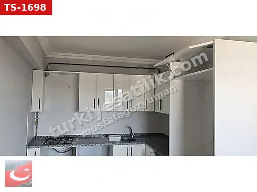 HENDEK ŞEHİR MERKEZINDE KİRALIK DUBLEXS 4+1 DAİRE